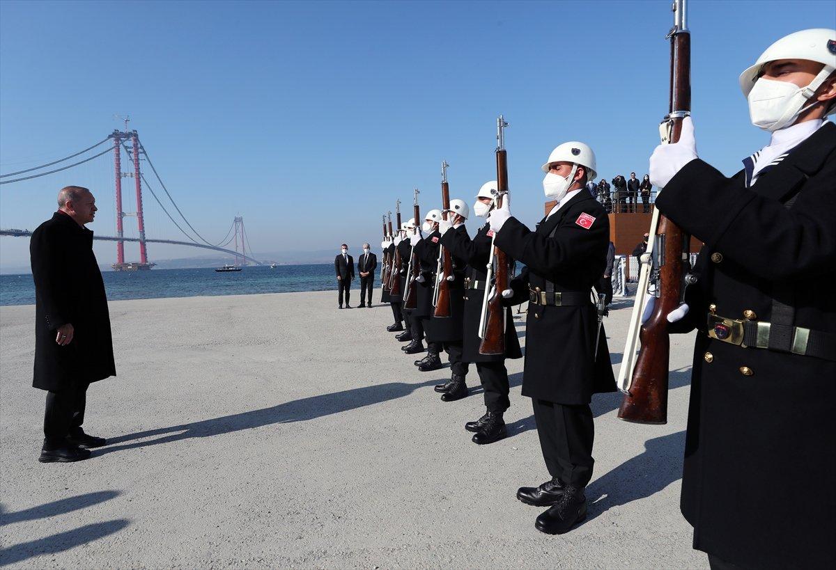 Cumhurbaşkanı Erdoğan, Çanakkale Köprüsü'nü havadan inceledi