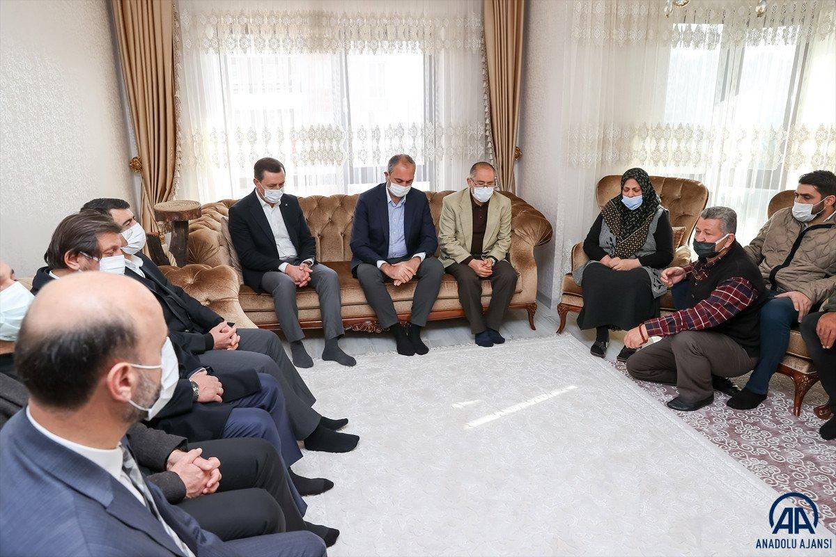 Cumhurbaşkanı Erdoğan, Başak Cengiz'in ailesine başsağlığı diledi