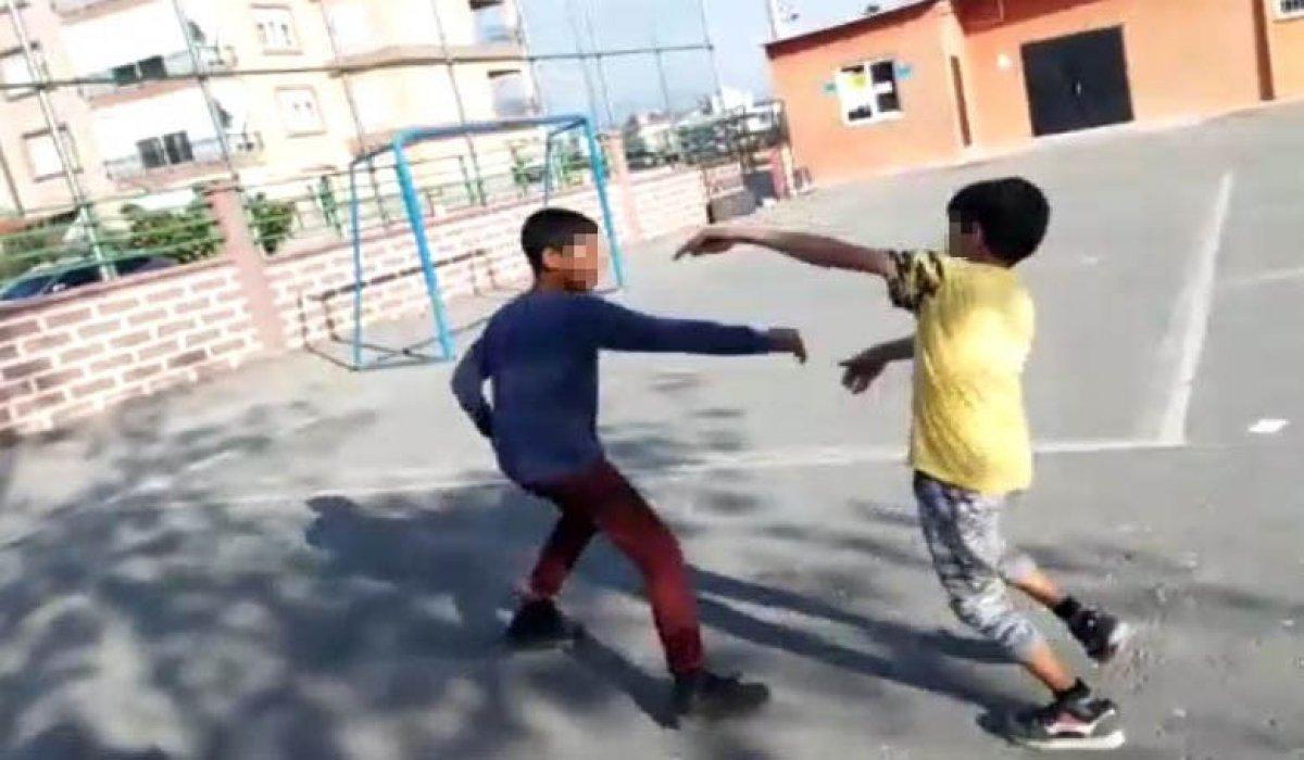 Antalya’da, çocukları dövüştürüp tezahürat yaptılar
