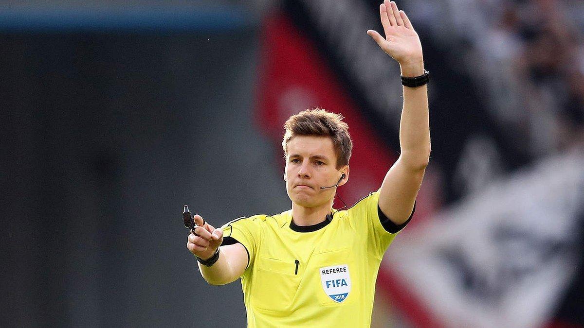 Karadağ-Türkiye maçını Daniel Siebert yönetecek