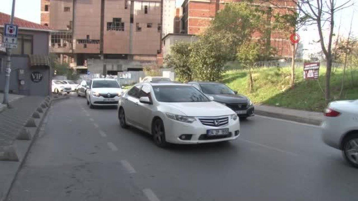 Ataşehir’de İETT otobüsü arızalandı, cadde trafiğe kapandı