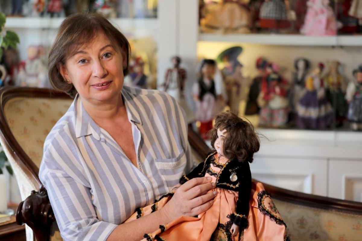 120 ülkeden topladığı 500 bebekli koleksiyonu görenler şaşırdı