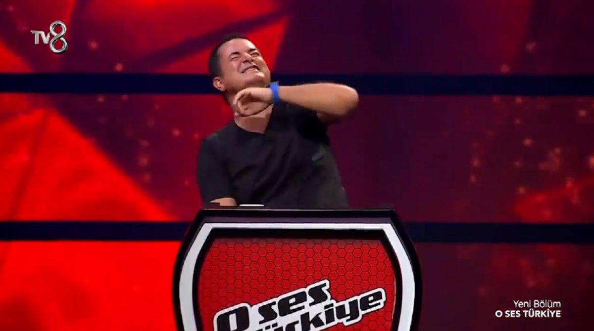 Acun Ilıcalı, Honki Ponki şarkısını söyledi