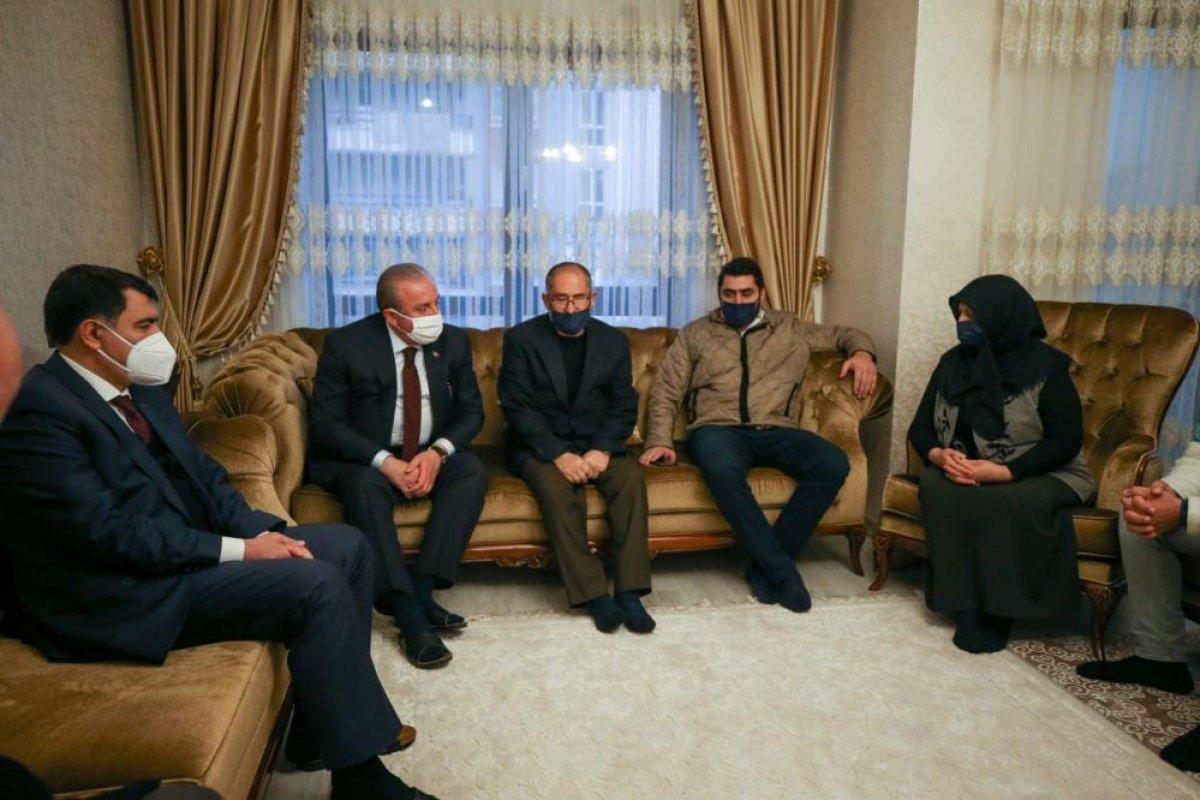 Mustafa Şentop'tan Başak Cengiz'in ailesine taziye ziyareti