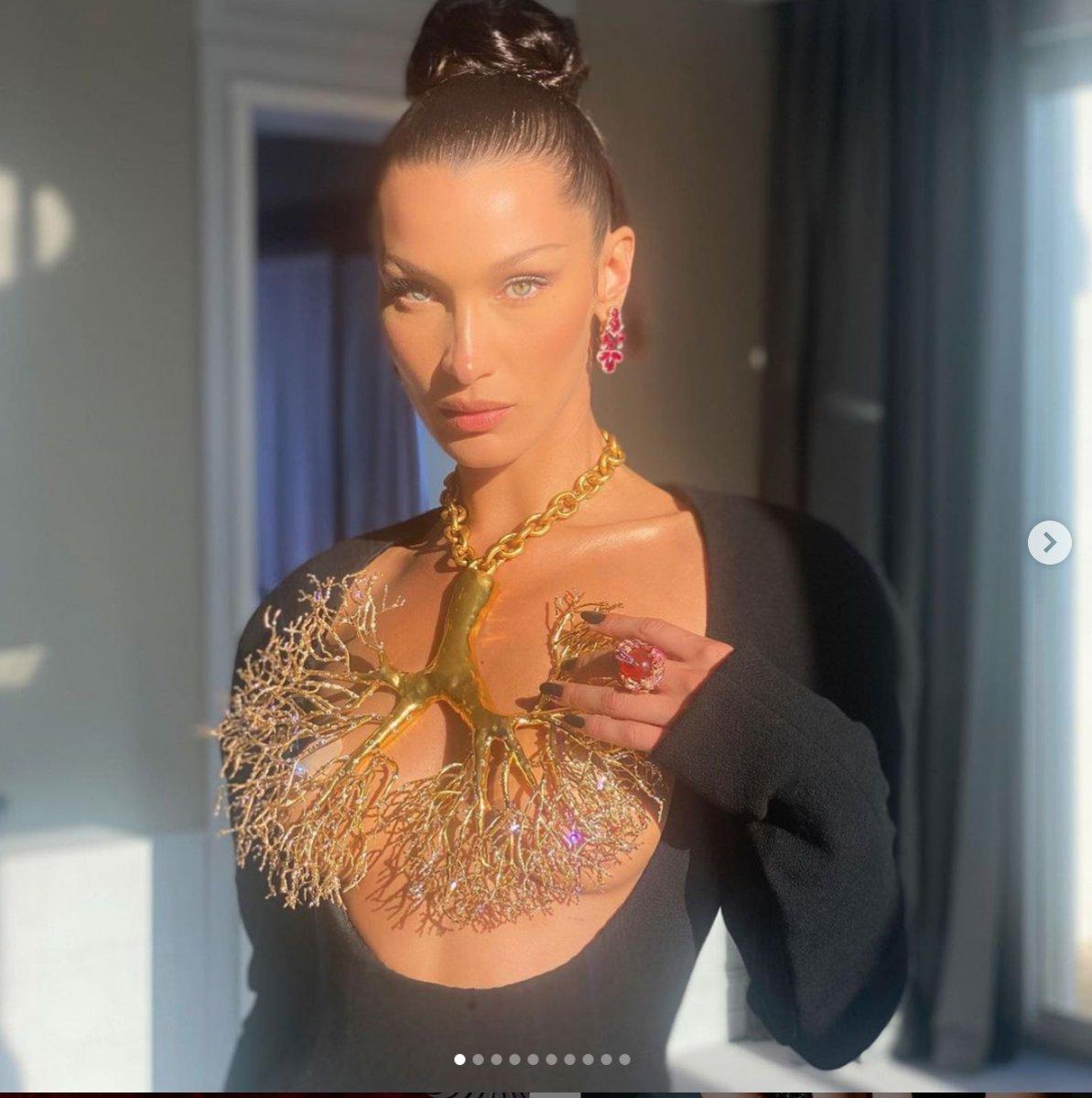 Bella Hadid, tatilde