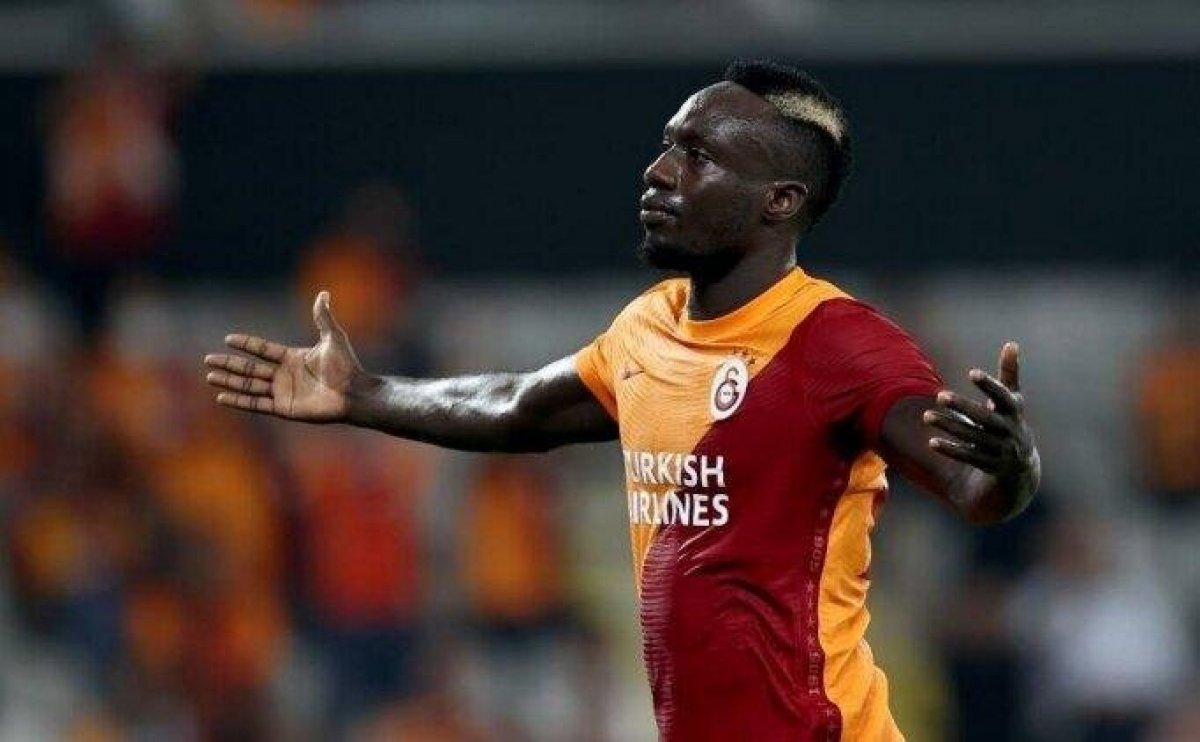 Fatih Terim'in forvet kararsızlığı