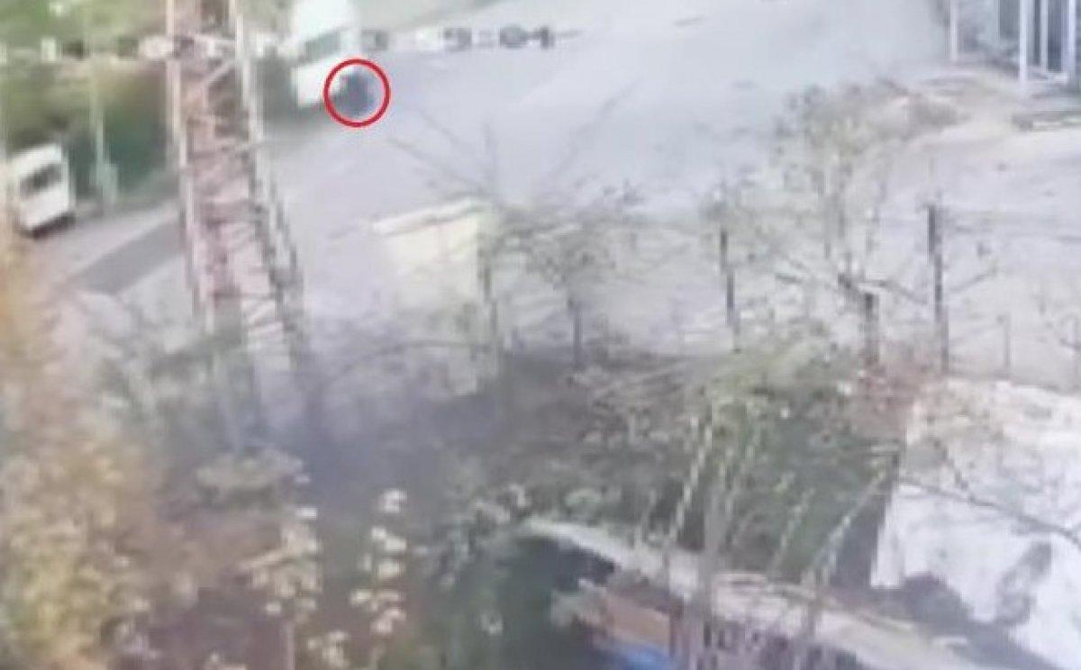 Bursa'da minibüs iki kadını ezdi, biri öldü