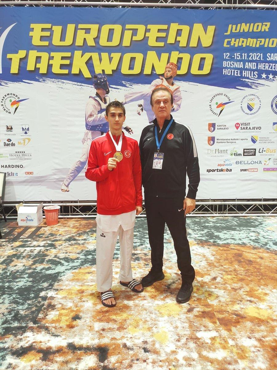 Milli tekvandocu Ömer Faruk Dayıoğlu altın madalyanın sahibi oldu