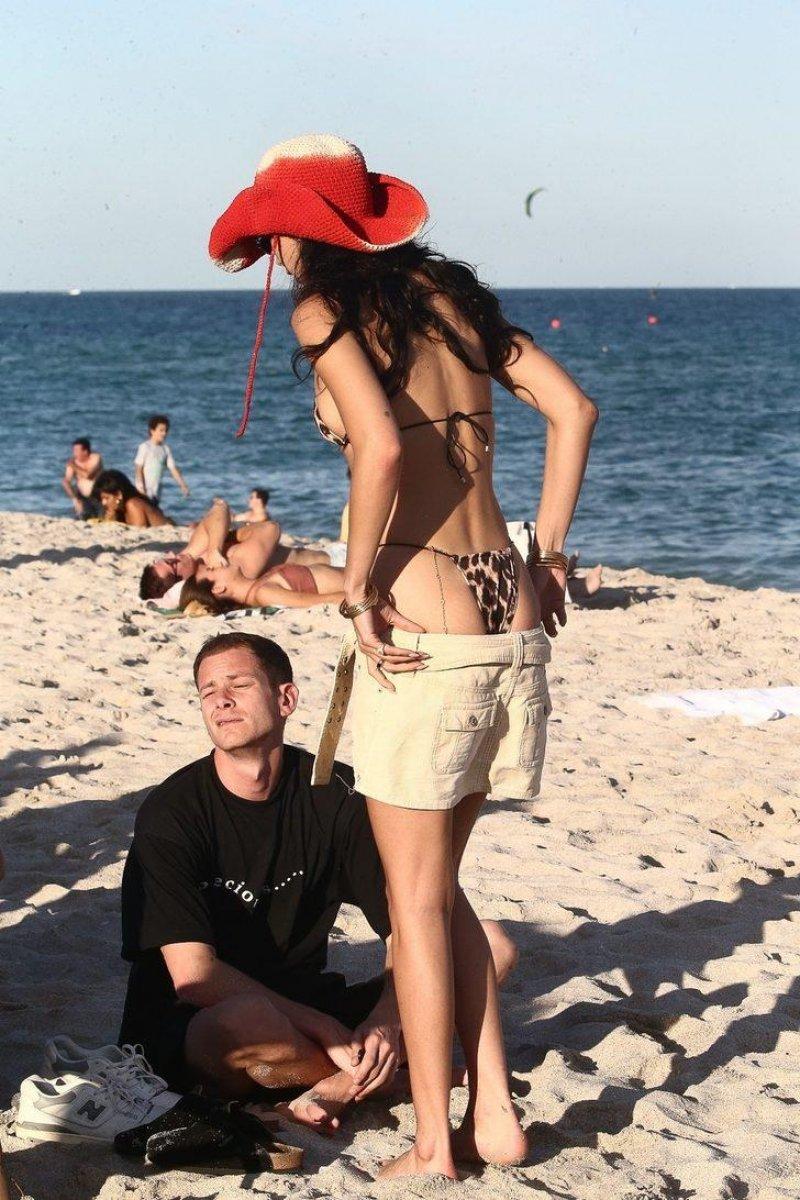 Bella Hadid, tatilde