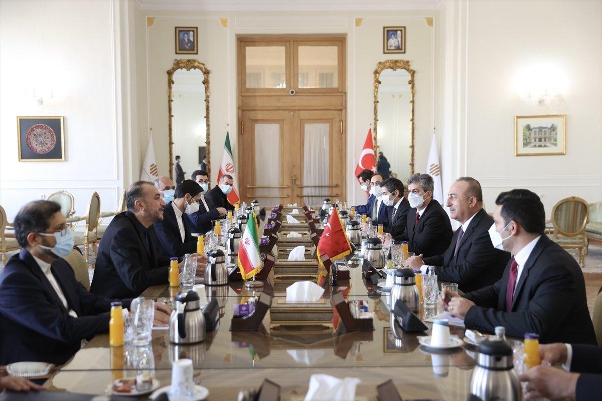 Mevlüt Çavuşoğlu'nun İran temasları