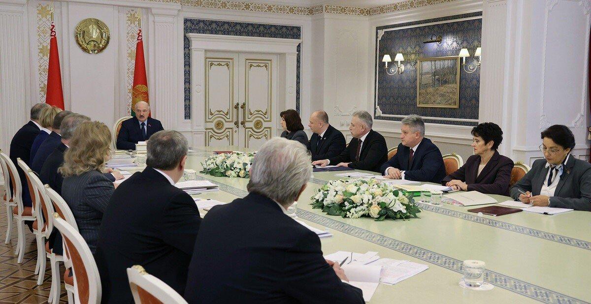 Belarus Devlet Başkanı Aleksandr Lukaşenko: Mülteciler geri dönmek istemiyor