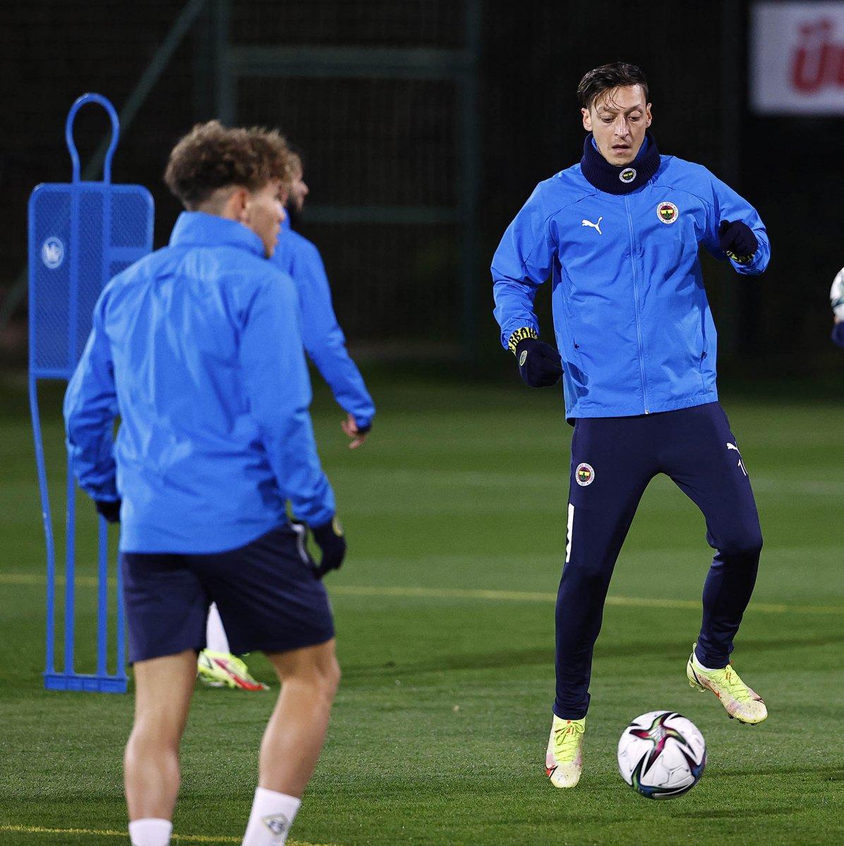 Pereira, derbi öncesi oyun sistemini değiştiriyor