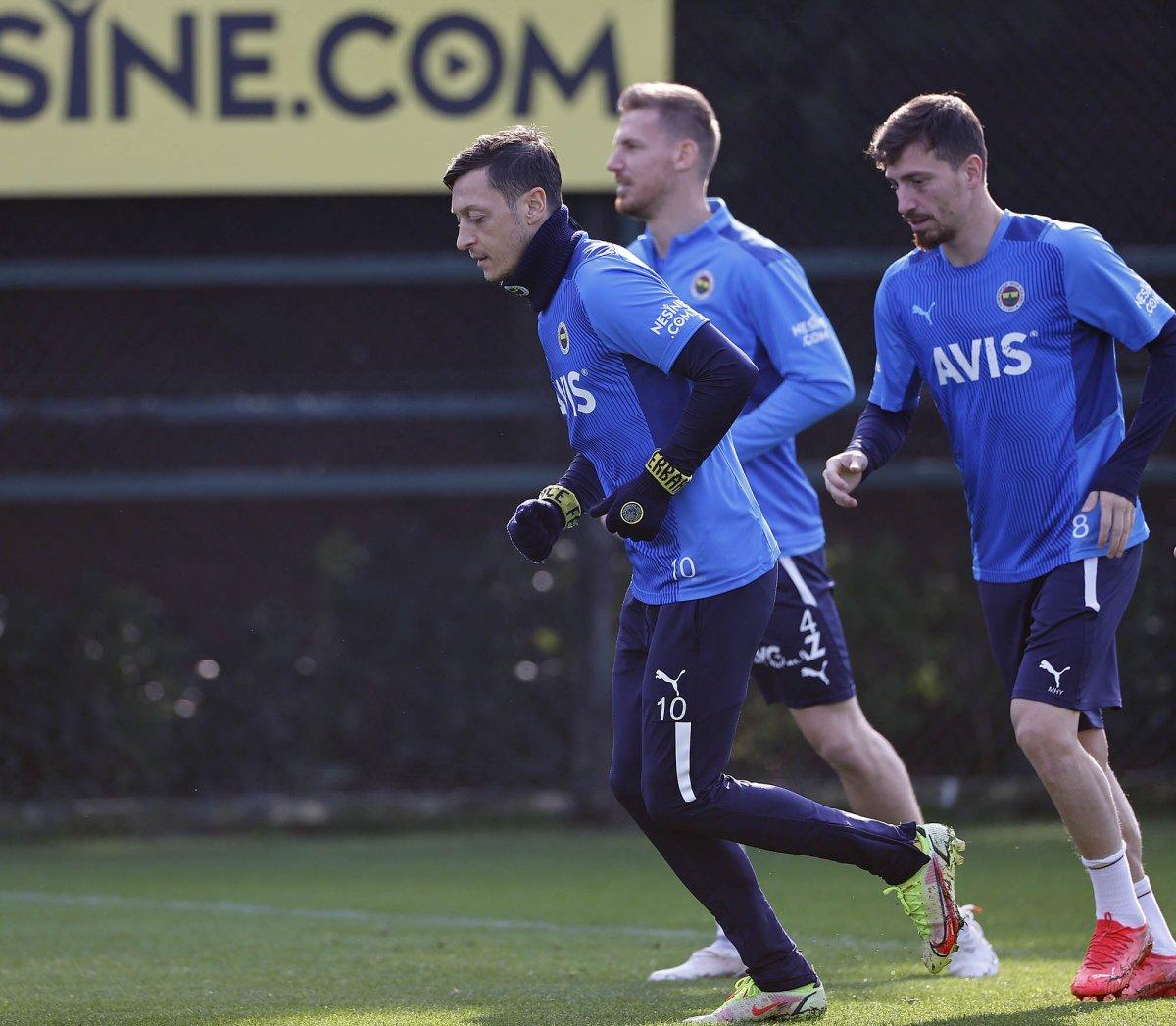 Pereira, derbi öncesi oyun sistemini değiştiriyor