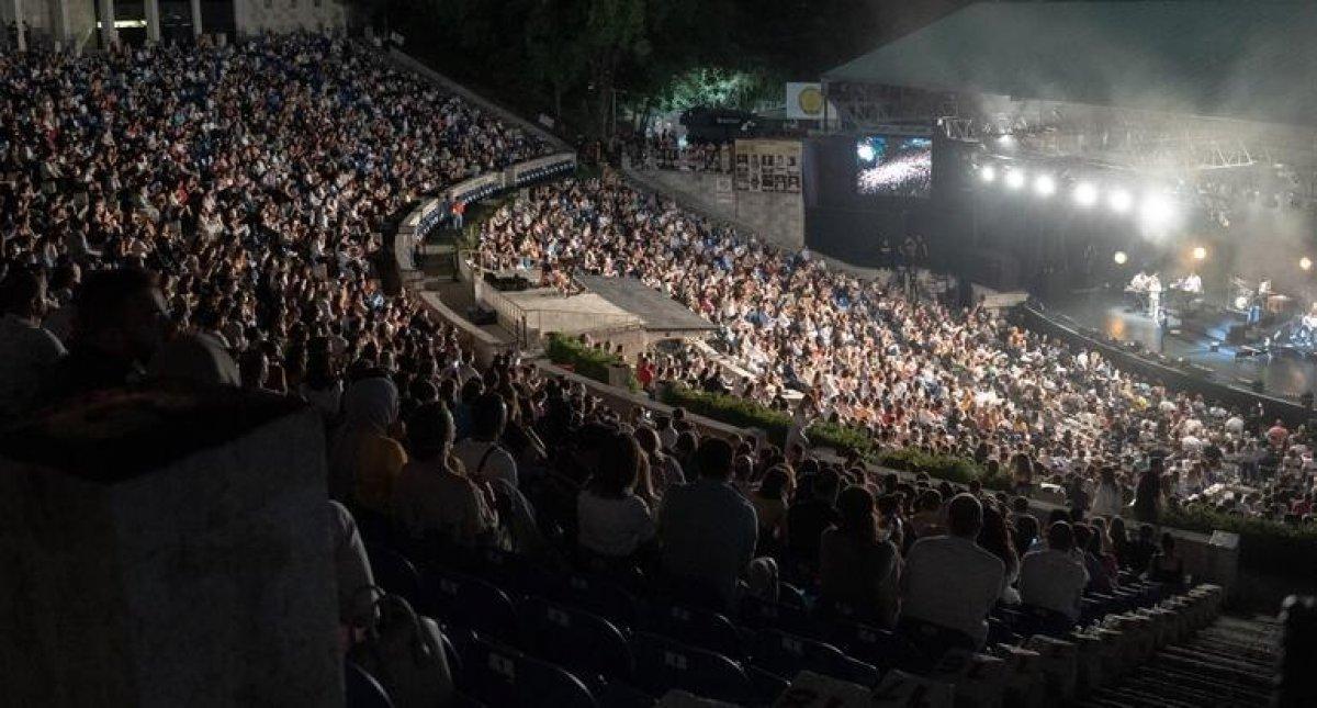 Tan Taşçı, Tarkan'ı geride bıraktı