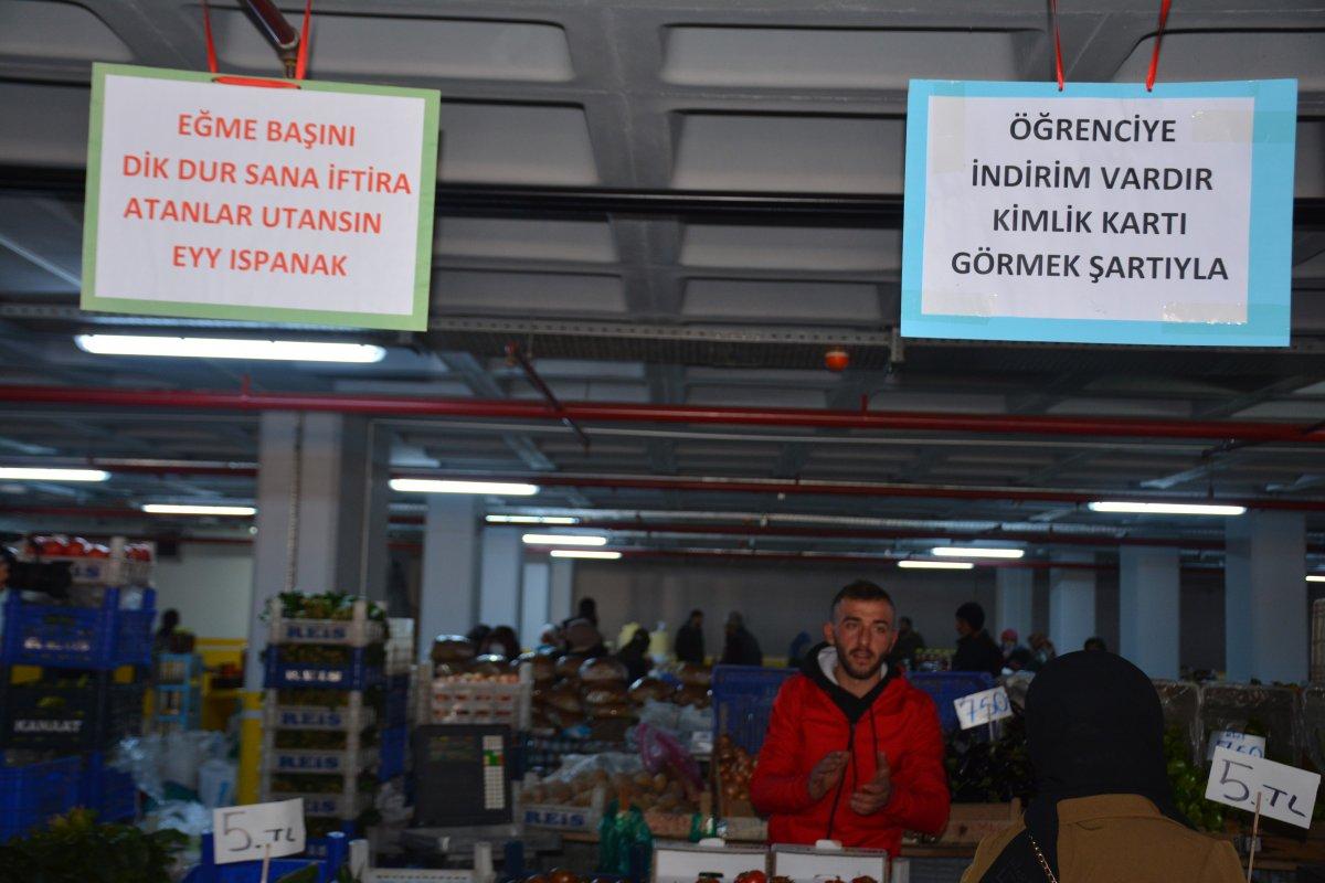 Gümüşhane'de pazarcılar, zehirlenme sonrası ıspanak satışından şikayetçi