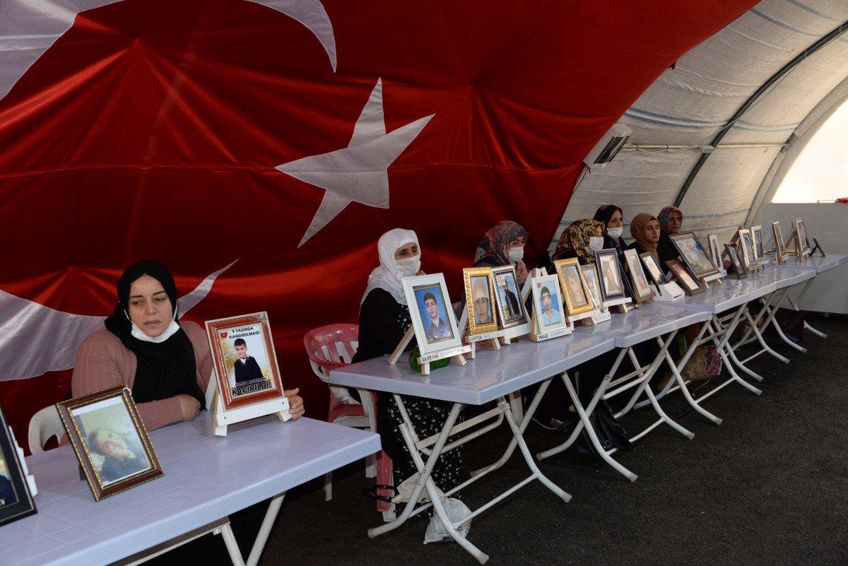 Diyarbakır annesi oğluna seslendi: Gelmezsen hakkımı helal etmiyorum