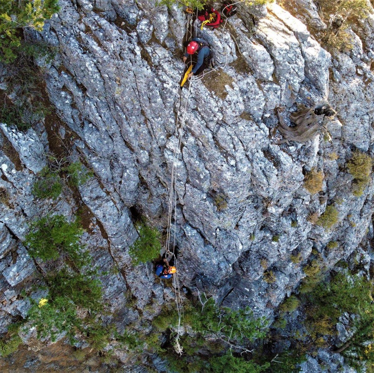 Mersin'de Müslüme'nin arandığı bölgede kan izi bulundu