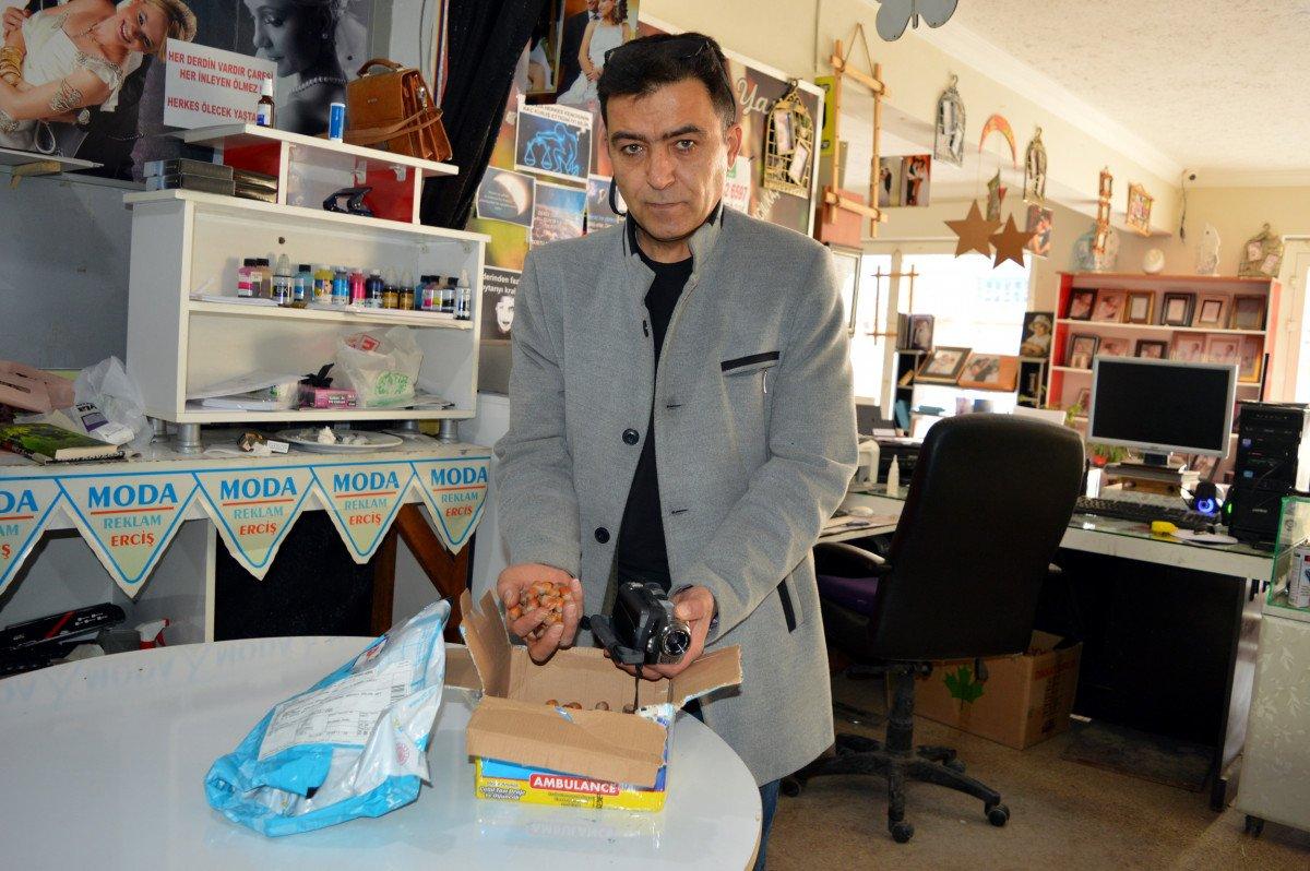 Van'da internet üzerinden dolandırılan fotoğrafçı, şikayetçi oldu