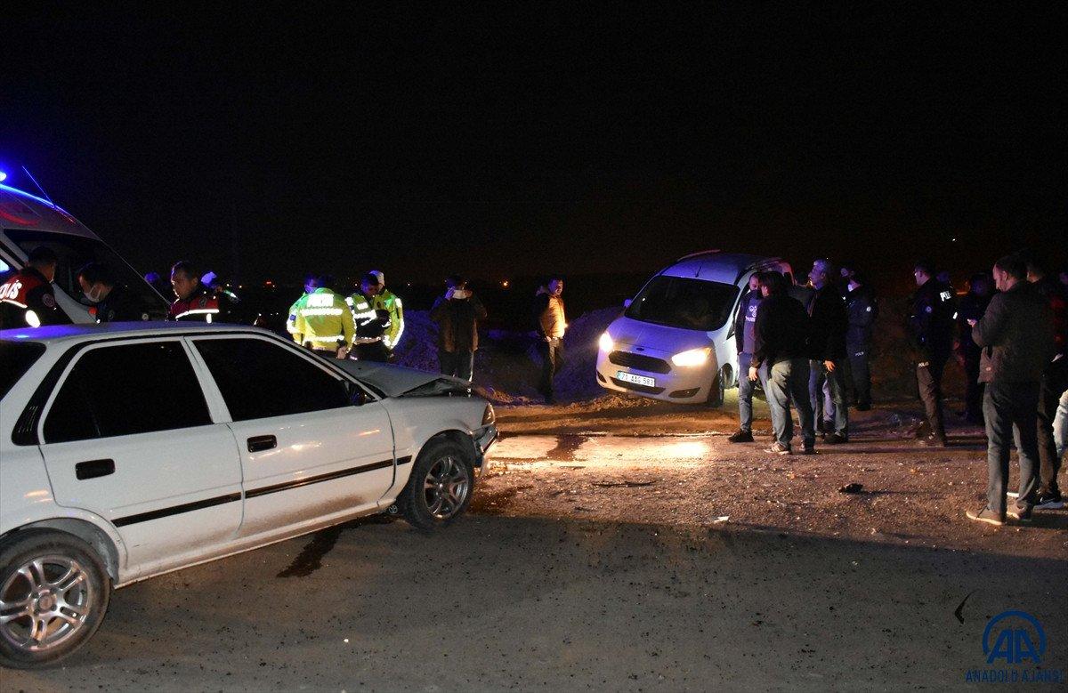 Kırıkkale'de korkunç kaza: 2'si polis, 3 kişi yaralandı