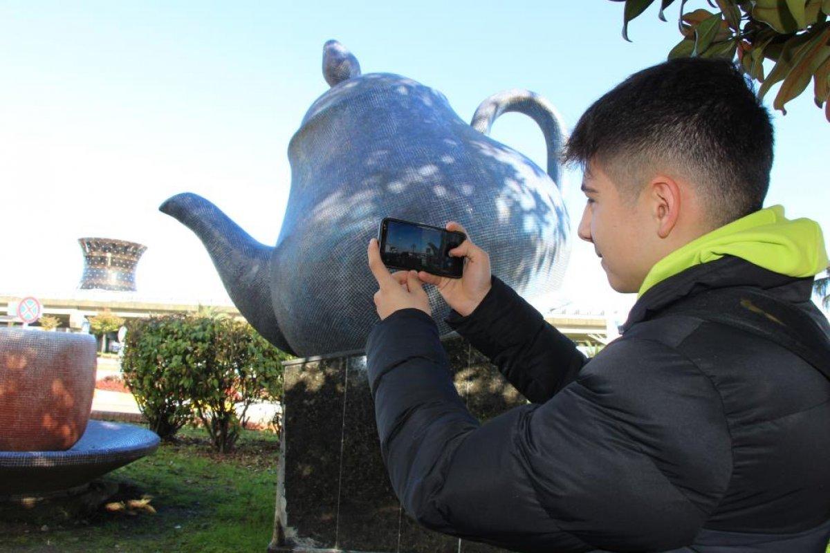 Rize'den Çay Çarşısı ve çaydanlık heykeli fotoğrafları