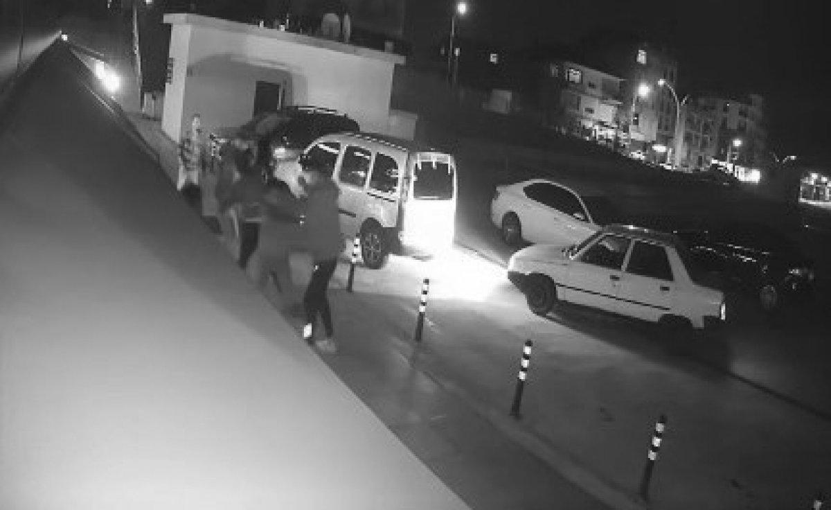 Kocaeli’de bıçaklı kavga: 1 ölü, 3 yaralı