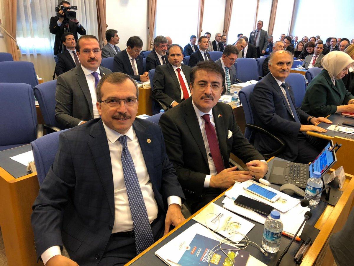 AK Parti'li Uğur Aydemir'den ücretli yol açıklaması