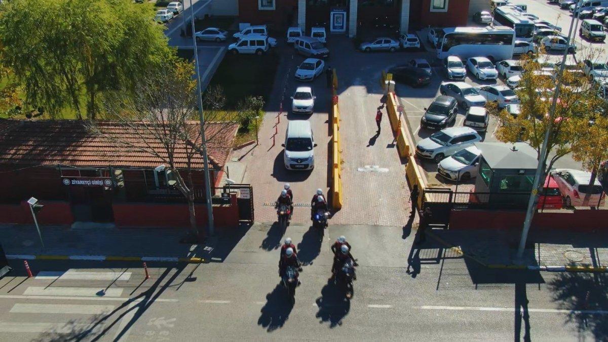 Isparta'da fotoğraf paylaşıp fuhşa yönelen şahıslar yakalandı