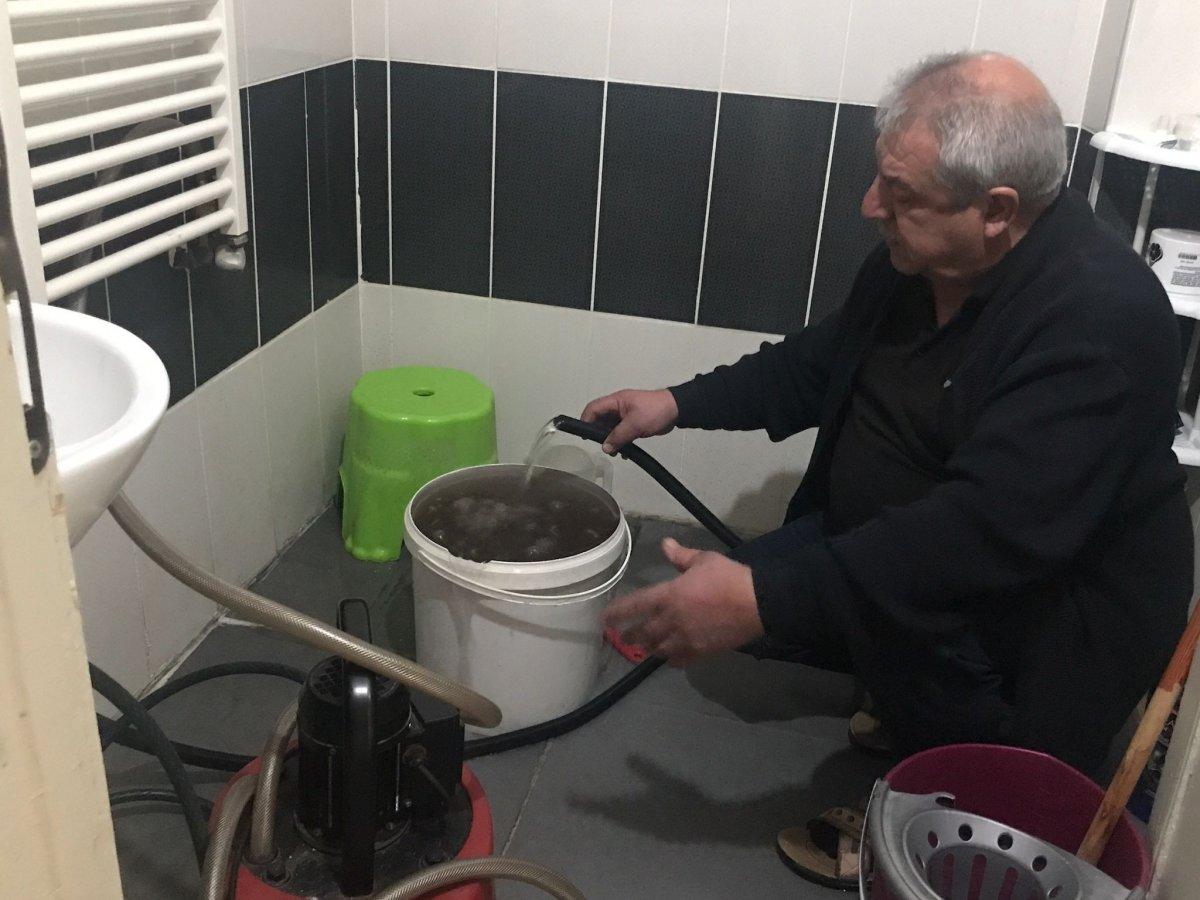 Elazığ'da düşük fatura için petek temizliğine başlandı