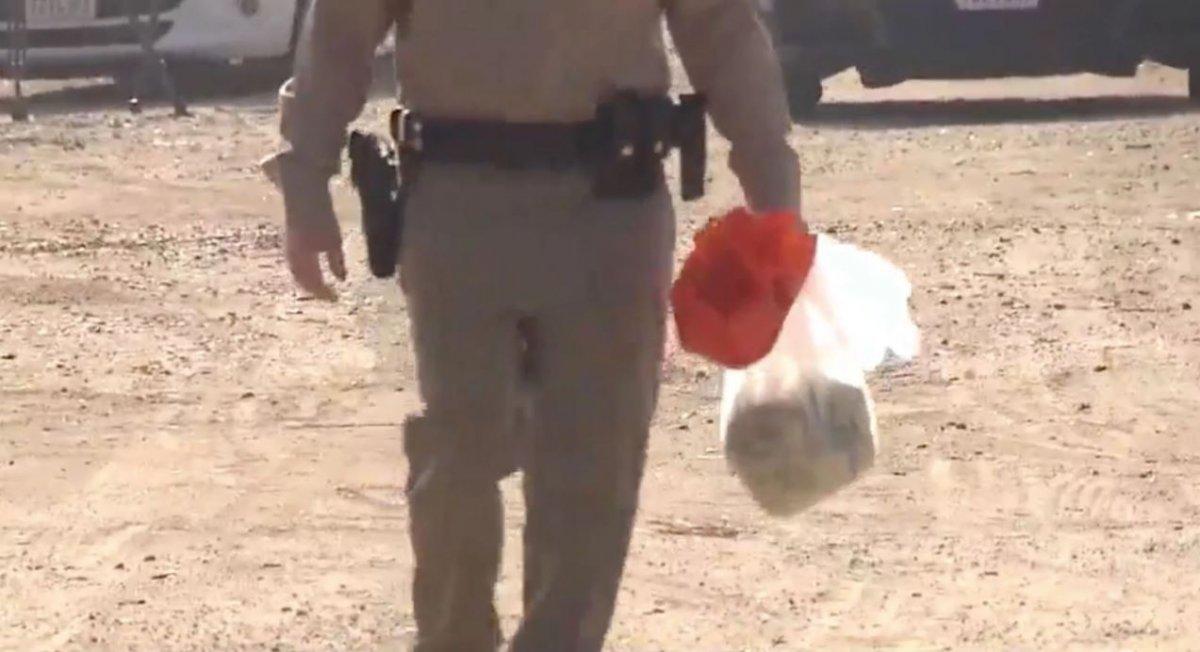 ABD'de zırhlı aracın kapısı açılınca paralar etrafa saçıldı