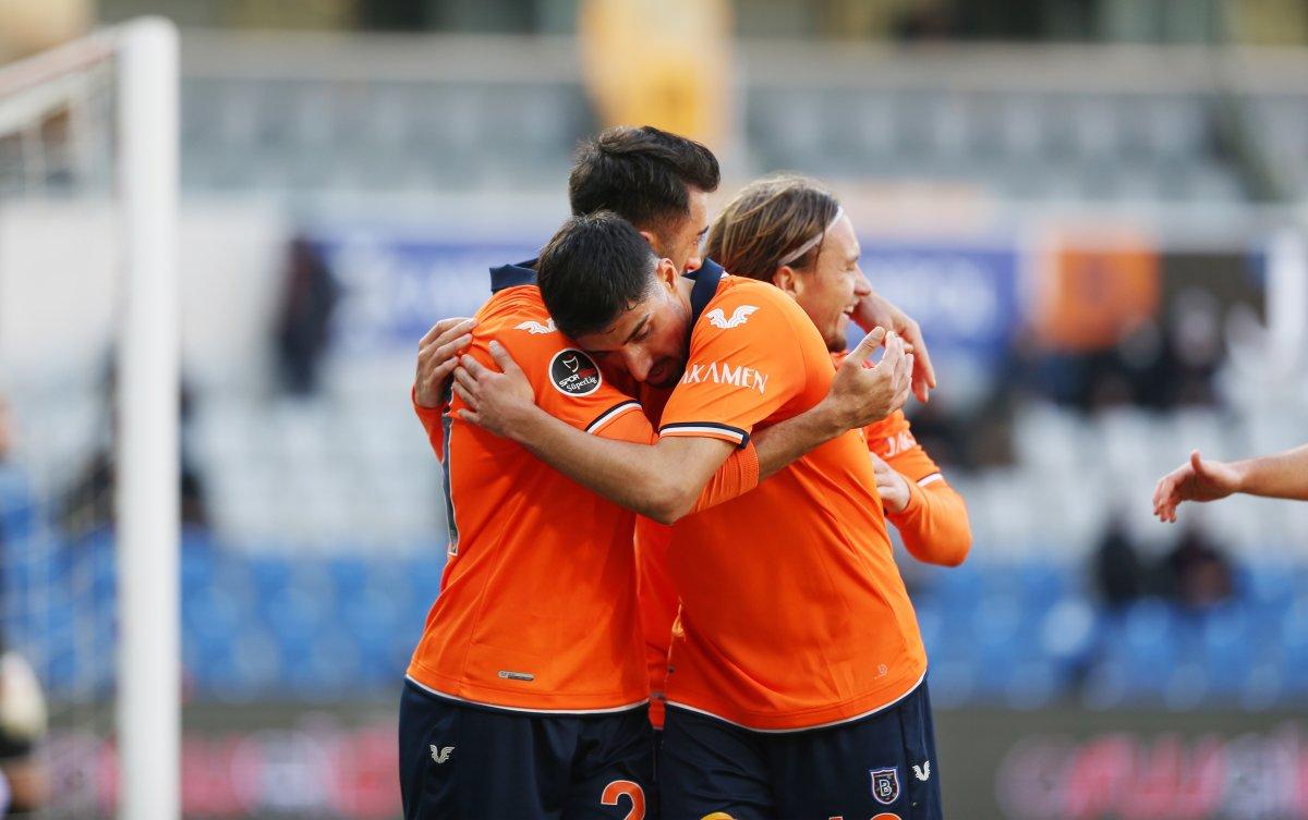 Başakşehir, Sivasspor'u da yendi