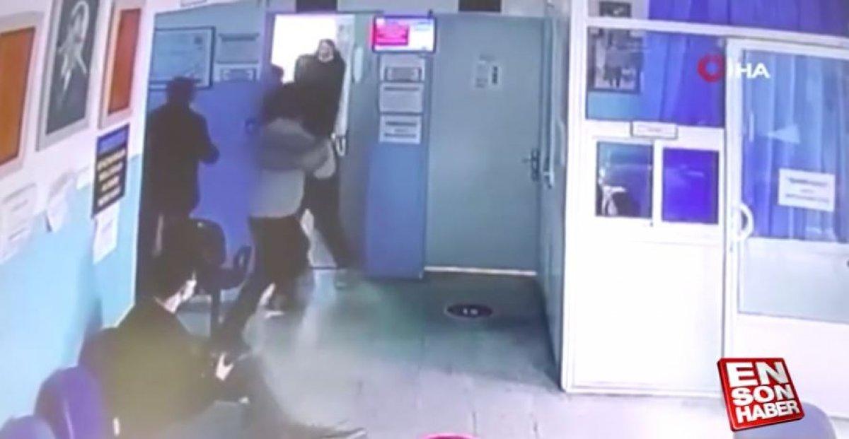 İzmir'de aile sağlığı merkezinde sıra kavgası yaşandı