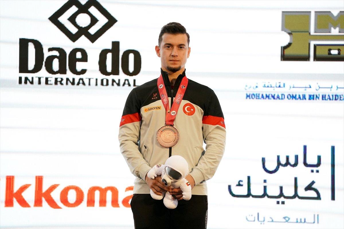 Dünya Karate Şampiyonası'nda Türkiye'den tarihi başarı