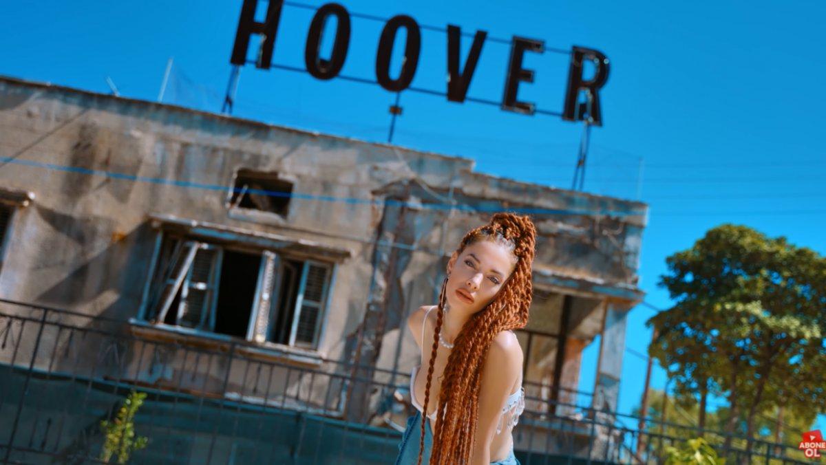 Ersin Tatar'dan Kapalı Maraş'ta klip çeken Nihayet Elibol'a destek