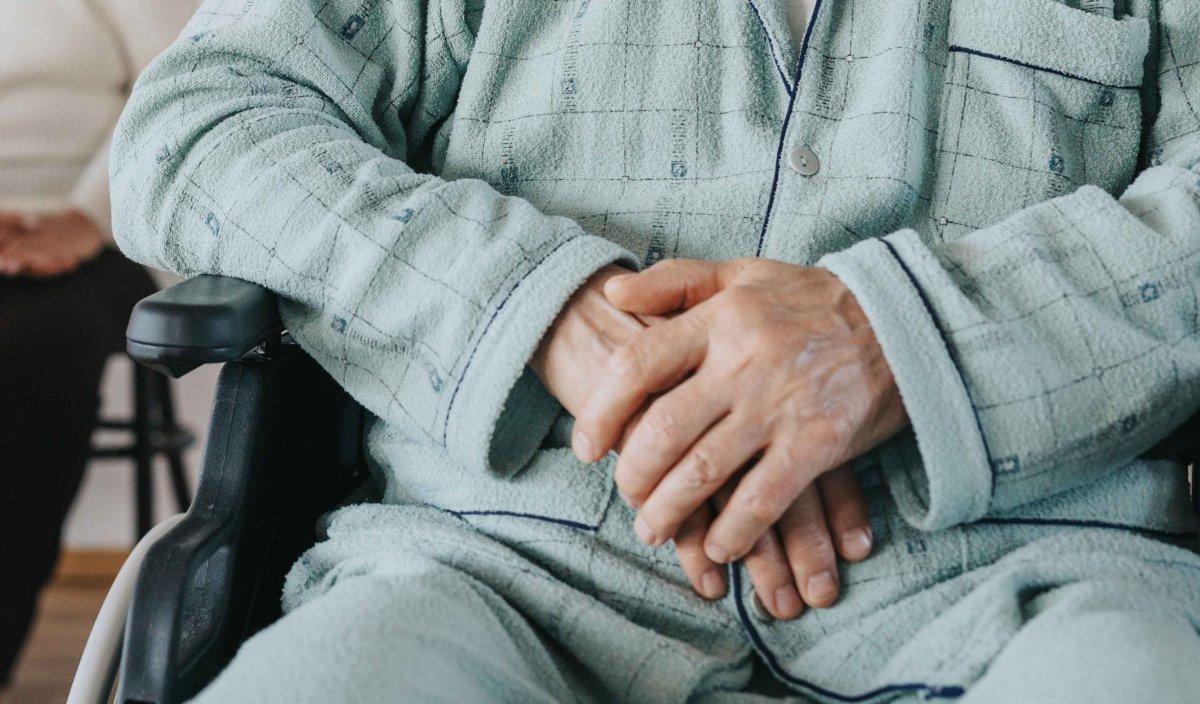 Ekran başında geçirdiğiniz süre felç riskinizi artırabilir