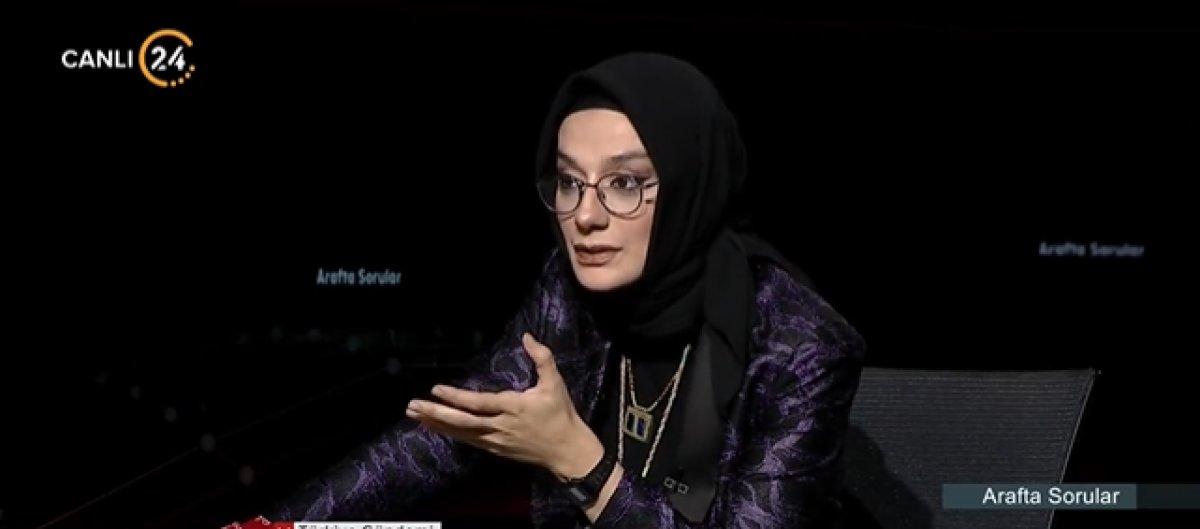 Esra Elönü’nün programında Sezai Karakoç anıldı