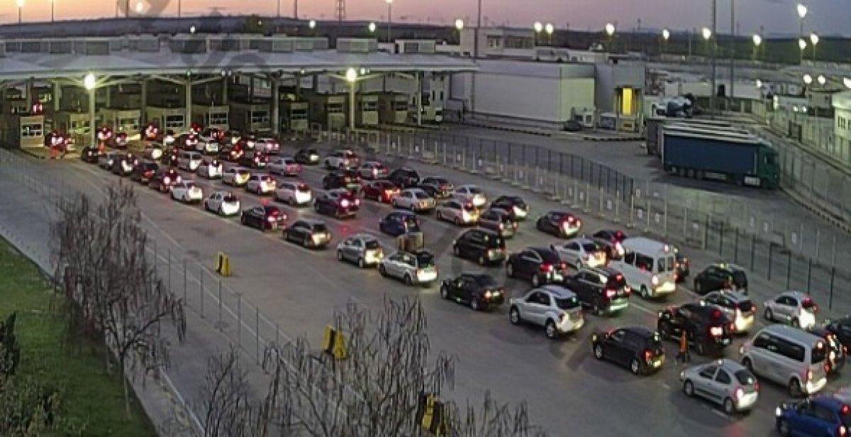 Edirne’ye Bulgar ve Yunan turist akını