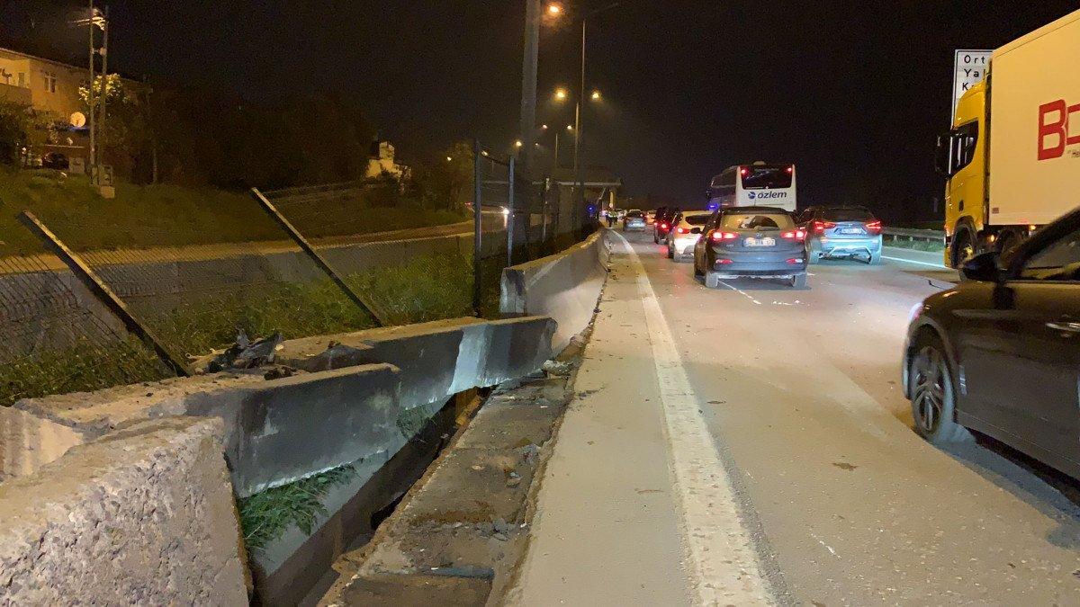 Kartal'da otomobil takla attı: 1 yaralı 