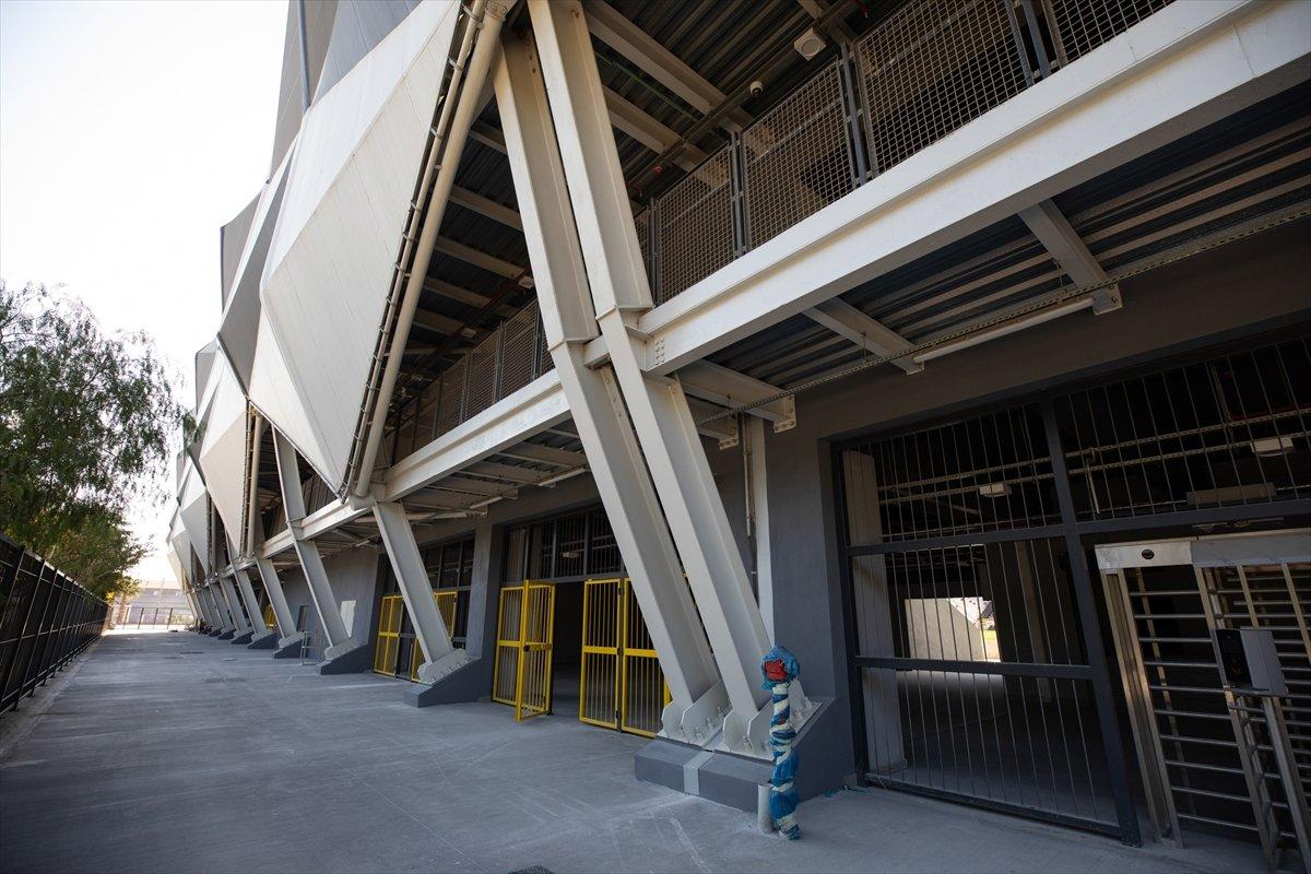 Alsancak Stadı'nda hazırlıklar tamamlandı