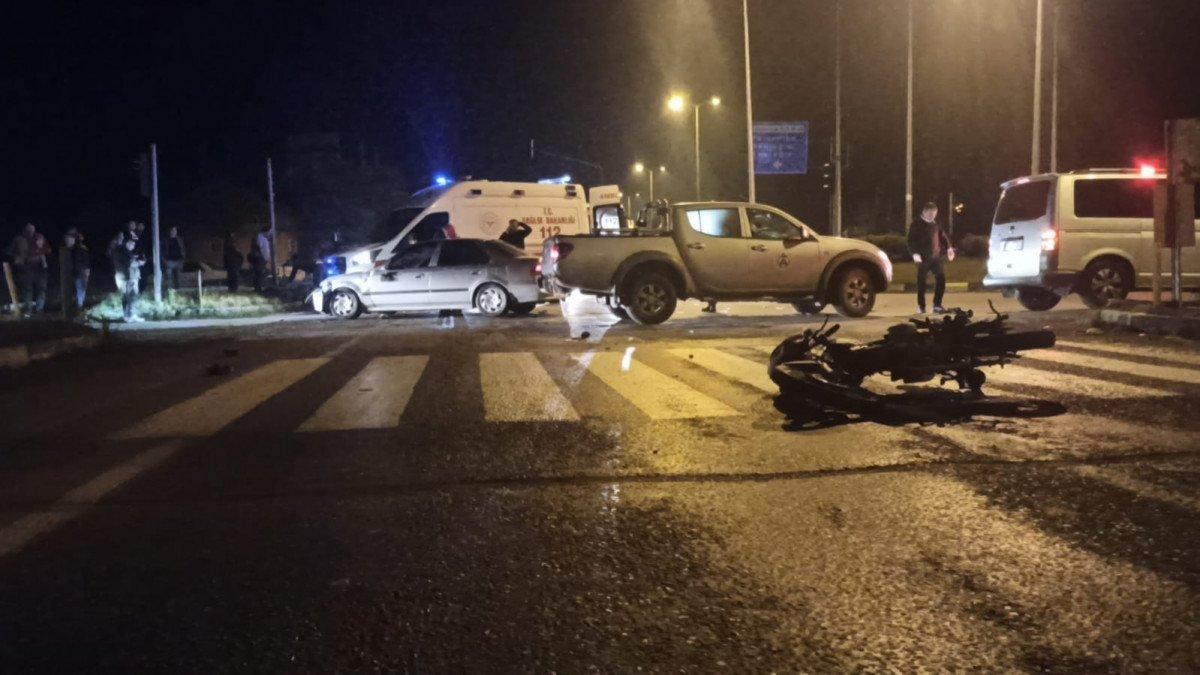Zonguldak'ta otomobilin çarptığı motosikletli acı içinde ambulans bekledi