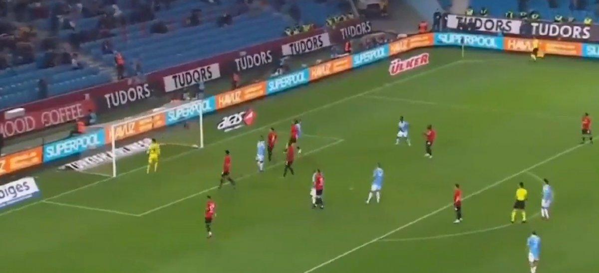 Abdülkadir Ömür'den şahane gol