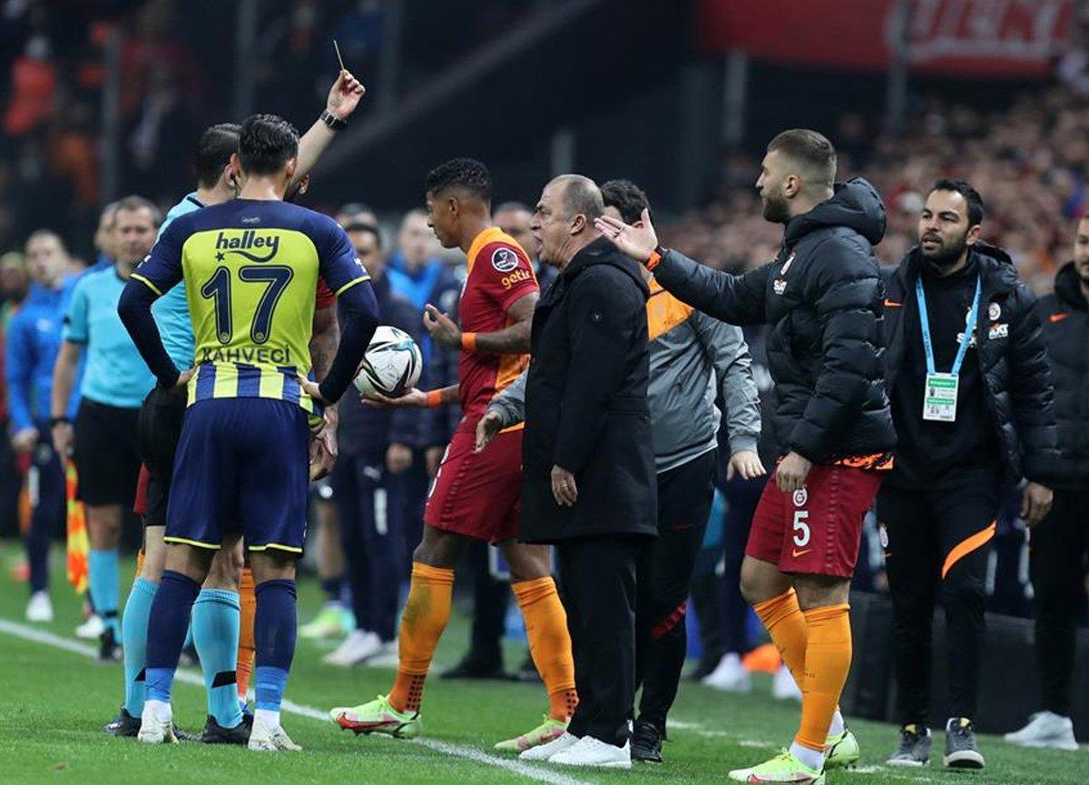 Fatih Terim'den Halil Umut Meler'e: O kartı burada göstersene