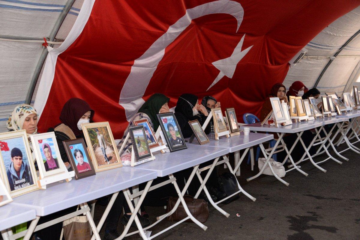 Evlat nöbetindeki anne: Artık yeter, bu acı nereye kadar