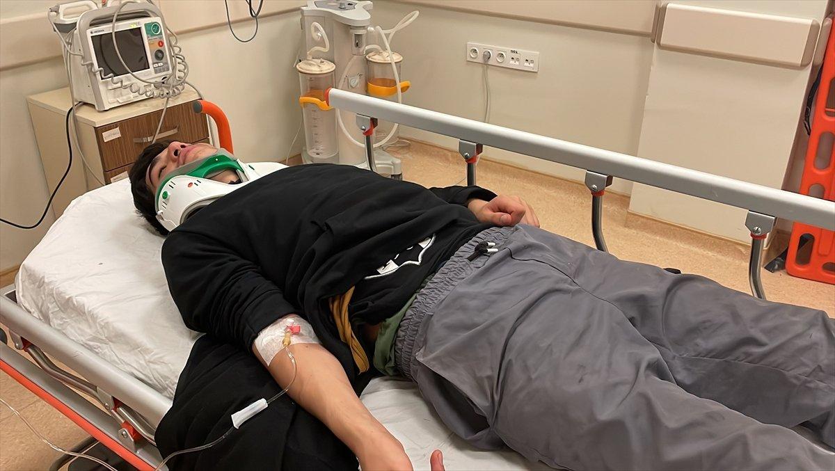 Edirne'de düzensiz göçmenleri taşıyan minibüs devrildi