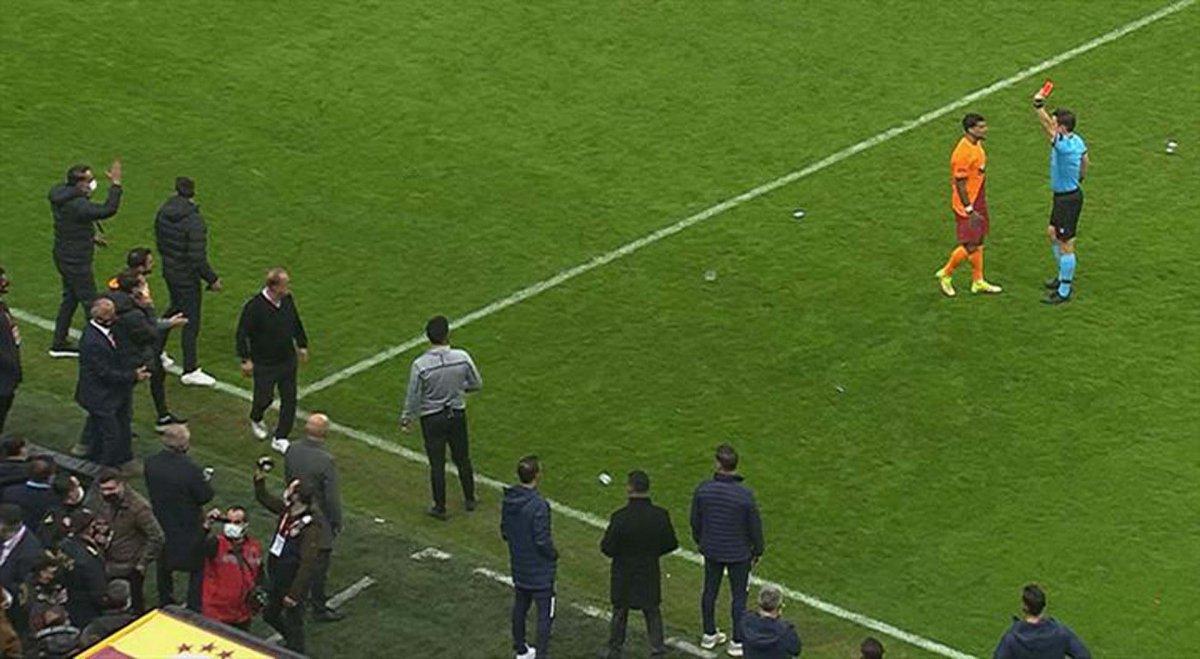 Fatih Terim'den Halil Umut Meler'e: O kartı burada göstersene