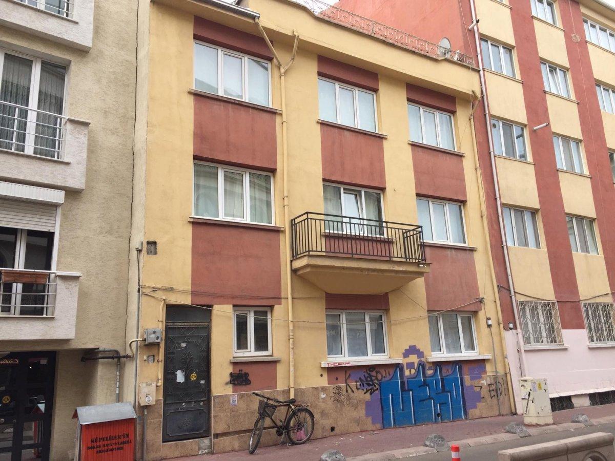 Eskişehir'de balkonu yapıp kapıyı unuttular