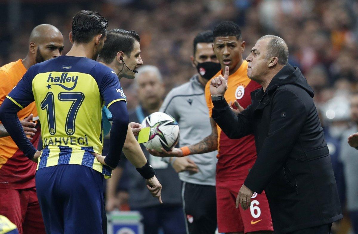 Fatih Terim'den Halil Umut Meler'e: O kartı burada göstersene