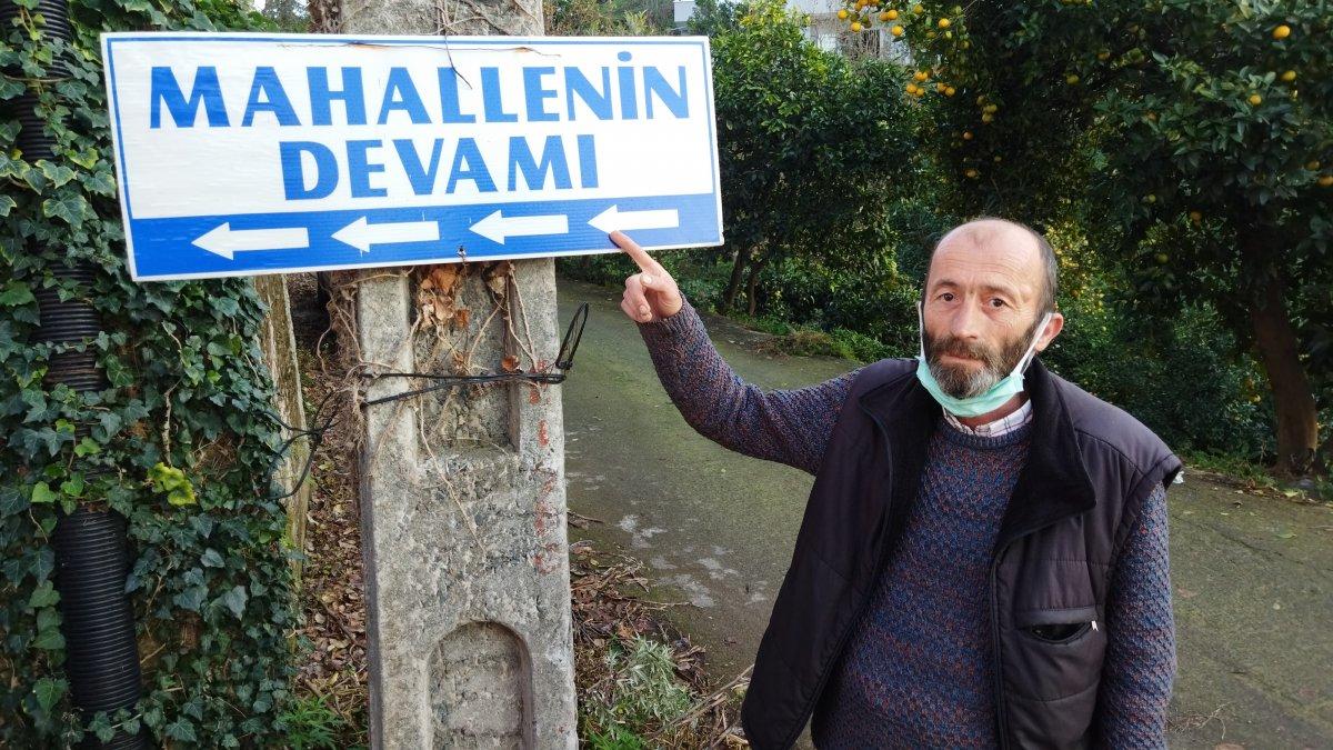 Rize'de yol sorununa, 'Mahallenin devamı' tabelasıyla çözüm buldular