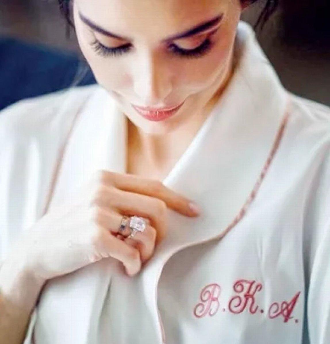 Burcu Kıratlı'nın 2.5 milyonluk tektaşı çalındı