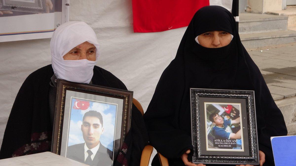 Muş’ta evlat nöbeti, dondurucu soğuğa rağmen devam etti