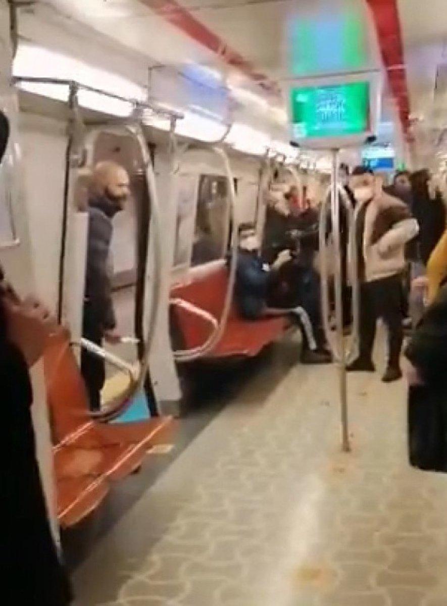 Kadıköy metrosunda dehşete düşüren görüntü